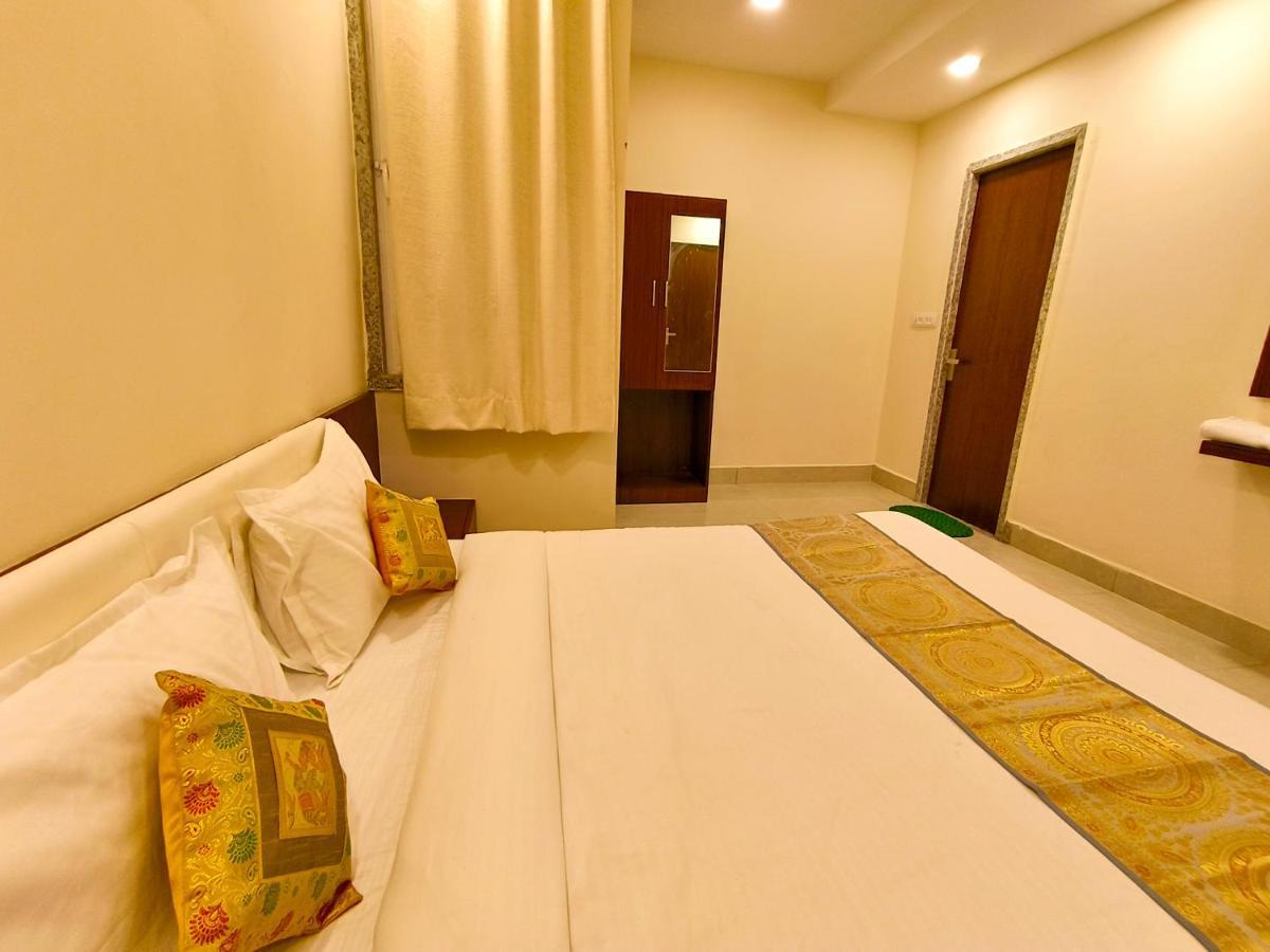 Hotel Veer Palace Near Udaipole Udaipur Extérieur photo