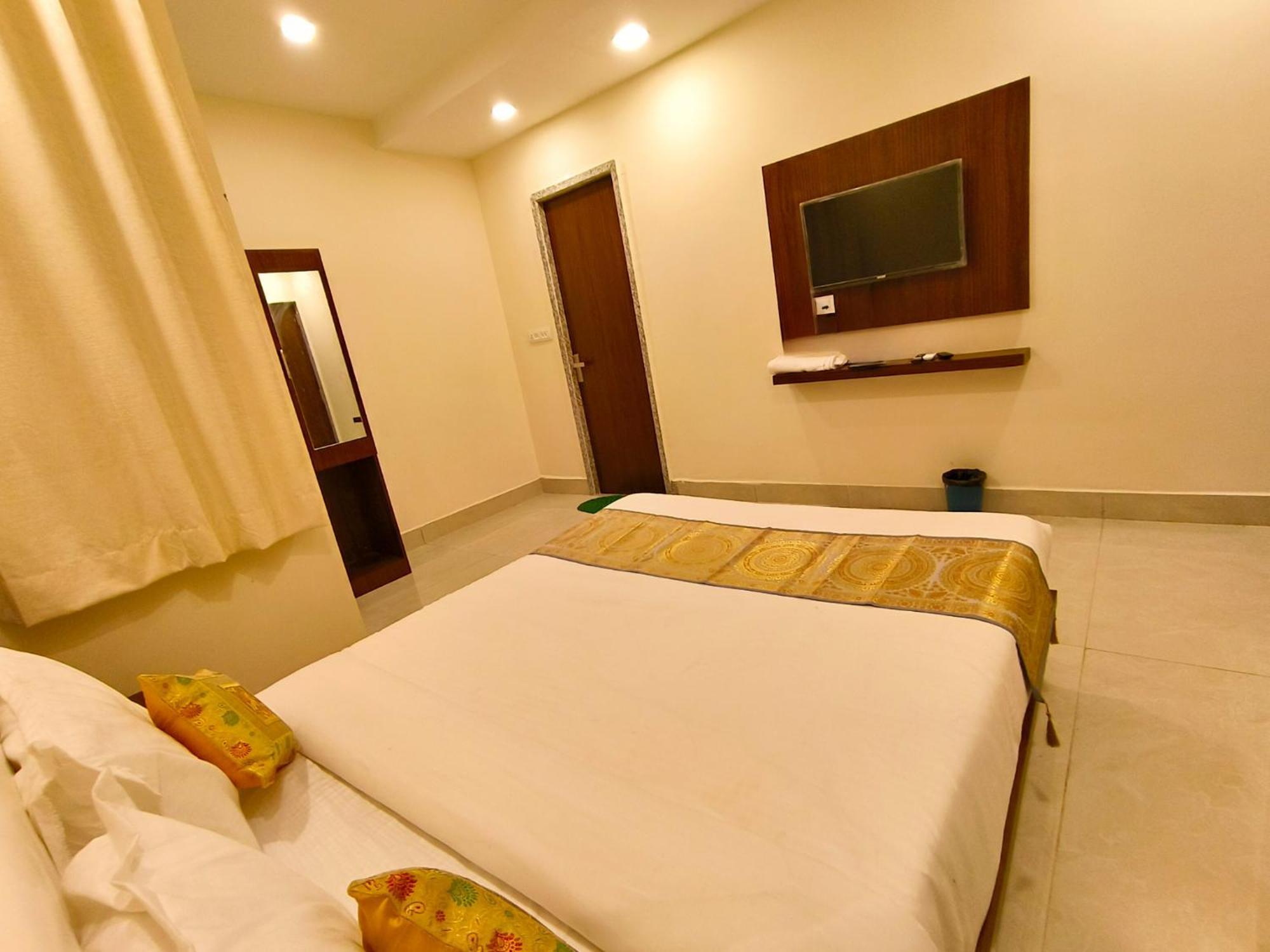 Hotel Veer Palace Near Udaipole Udaipur Extérieur photo